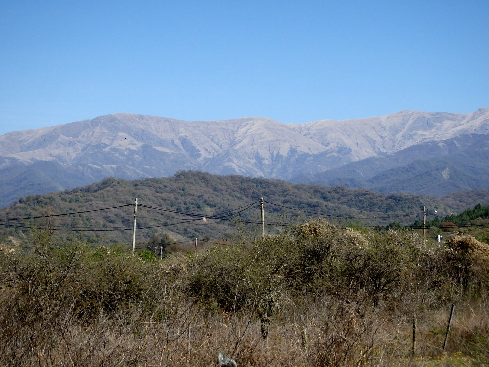 The mountains are foothills and not the Andes.